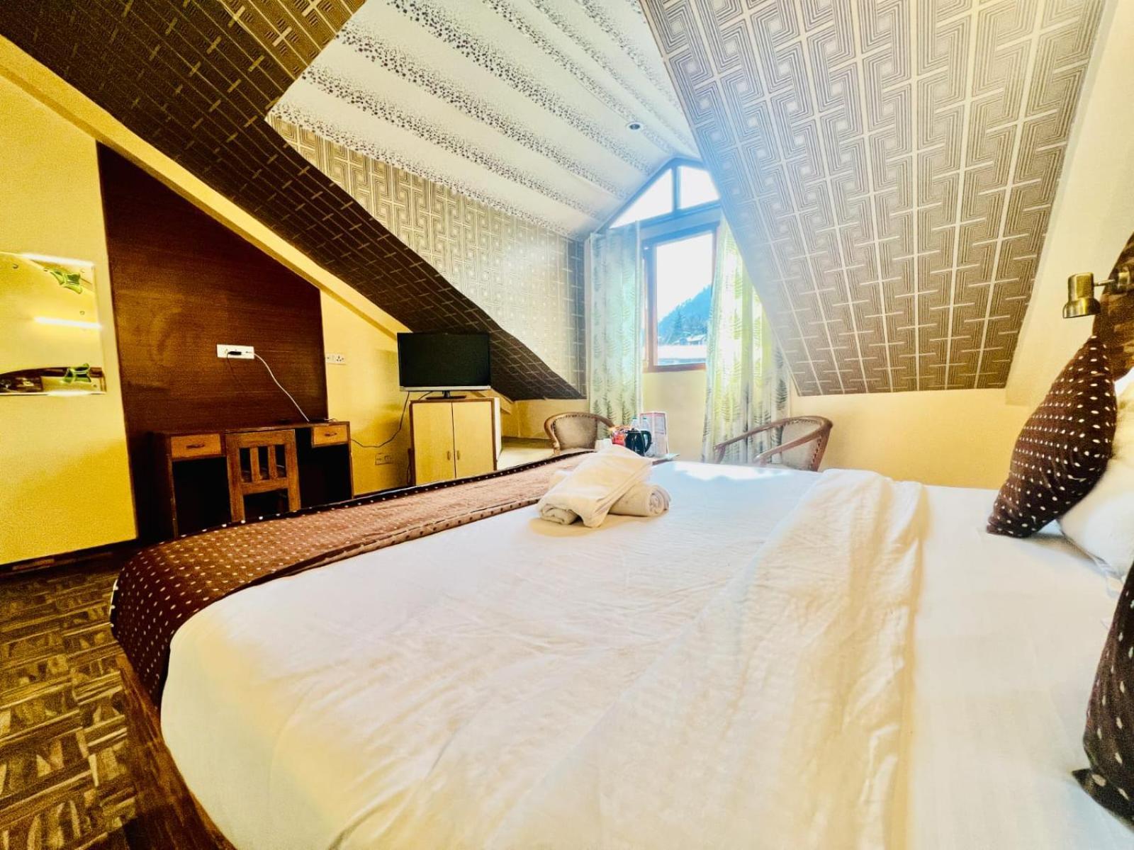 Hotel Kalinga Grand - Luxury Comfort !! Travellers Delight !! Budget Friendly !! Prime Location !! Guest Favourite Manāli Exteriér fotografie